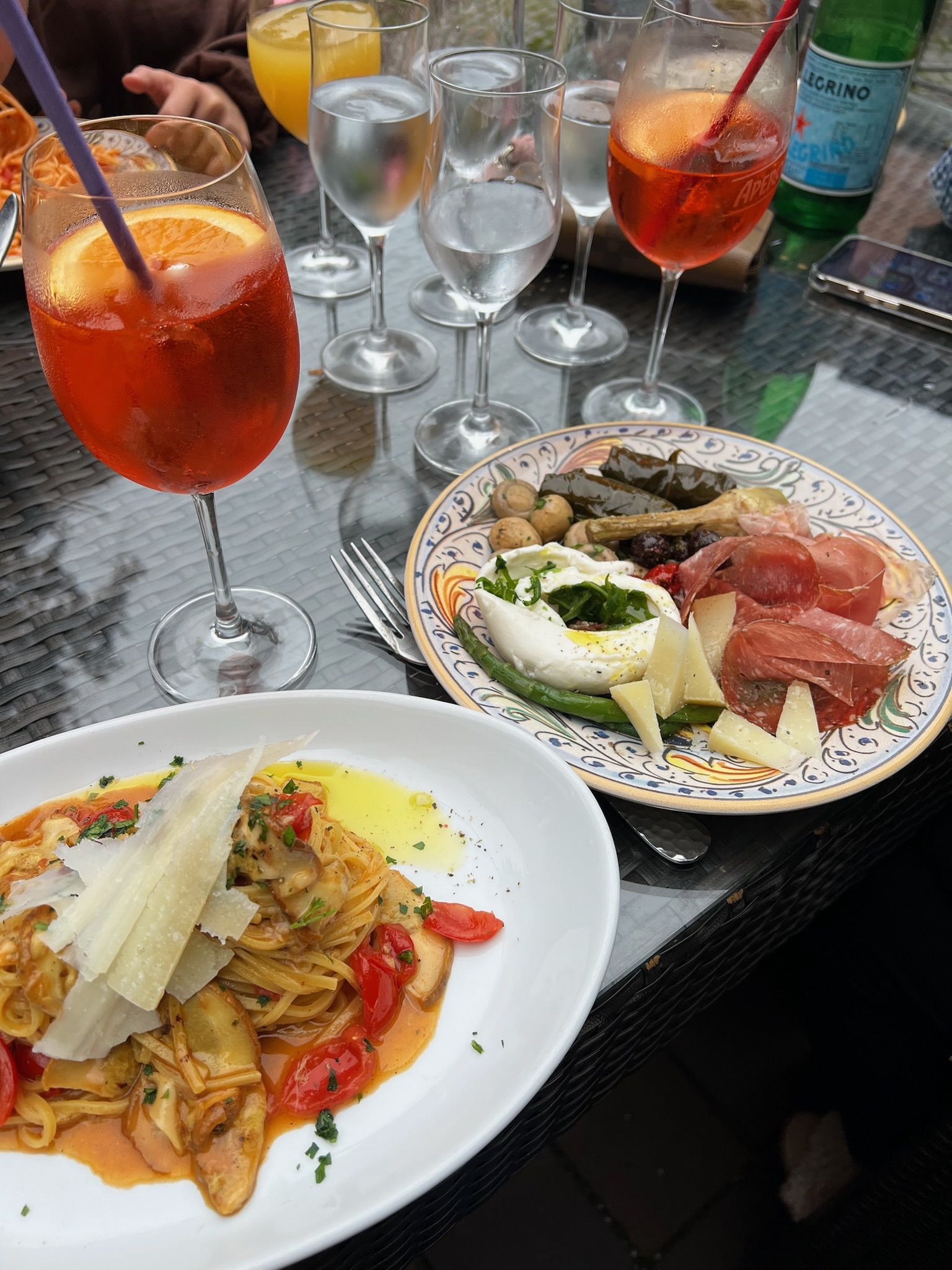 Pasta, Antipasti und Aperol Spritz bei Cristina & Domenico