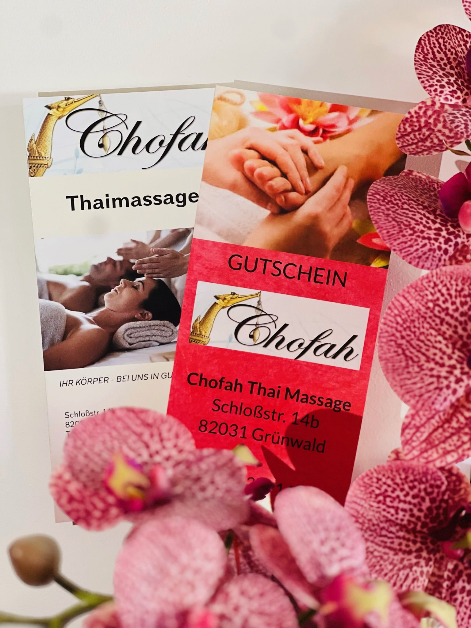 Gutschein und Flyer von Chofah Thai-Massage